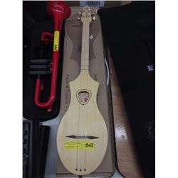 Seagull Merlin Natural Spruce SG Instrument