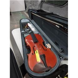 Yamaha Violin & Bow in Fitted Case