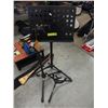 Image 1 : 2 Guitar Stand & a Music Stand