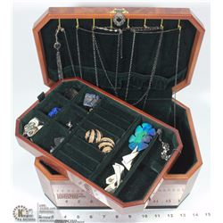 JEWELRY BOX WITH NECKLACE , BRACELET AND 13