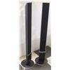 Image 1 : 2 UPRIGHT SPEAKERS