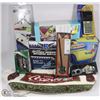 Image 1 : LARGE BOX OF NEW ITEMS INCL 42" INFLATABLE