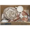 Image 1 : BOX OF ENGLISH DISHES