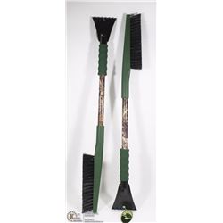 LOT OF TWO 31" MOSSY OAK SNOW BRUSHES