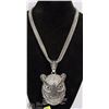 Image 1 : RHINESTONE TIGER PENDANT ON CHAIN