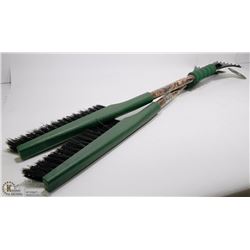 LOT OF TWO 31" MOSSY OAK SNOW BRUSHES