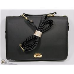 BLACK LEATHER CROSSBODY PURSE