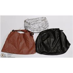 LOT OF THREE WOMENS PURSES