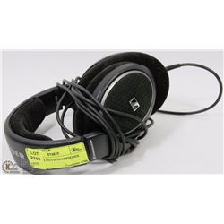 SENHEISER HD 556 HEADPHONES