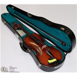 MATTHLAS RUDEMANN 4/4 VIOLIN IN HARD CASE W/ BOW