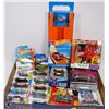 Image 1 : LARGE FLAT OF NEW HOTWHEELS CARS