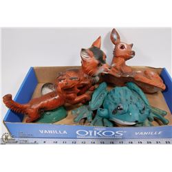 FLAT OF GARDEN DÉCOR