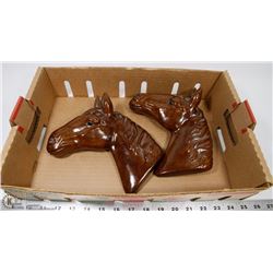 PAIR OF HORSE HEAD WALL DÉCOR