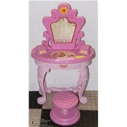 WALT DISNEY REPUNZEL MAKE-UP DRESSER