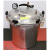 Image 1 : ALL AMERICAN PRESSURE CANNER.COOKER