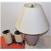 Image 1 : LOT OF 3 TABLE LAMPS