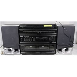 PANASONIC RECORD PLAYER WITH SPEAKERS