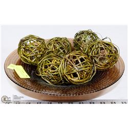 VINTAGE BOWL WITH DECORATIVE WICKER BALLS