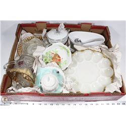 FLAT OF VINTAGE ITEMS INCLUDING STAFFORDSHIRE