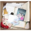 Image 1 : ESTATE BOX OF LINENS