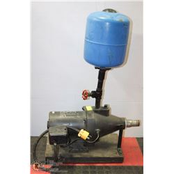 WAYNE 1/2 HP SWALLOW WELL JET PUMP.