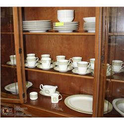 ESTATE 78 PC ROYAL DOULTON SONNET CHINA