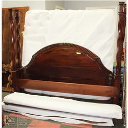 ESTATE KING SIZE CARVED SPINDLE POSTER BED