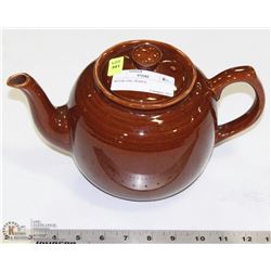 ROYAL OAK TEAPOT