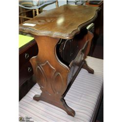 WOOD MAGAZINE RACK/SIDE TABLE 14X24X23