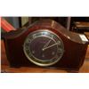 Image 1 : VINTAGE WOOD FORESTVILLE MANTLE CLOCK