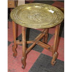 VINTAGE DECORATIVE BRASS TABLE TOP W/ WOOD BASE