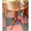 Image 1 : ROUND CHERRY COLOR SINGLE PEDASTAL TABLE 28X28X28