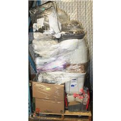 6' PALLET OF SHOWHOME PILLOWS AND DECOR