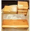 Image 1 : LOT OF 4 WOOD HANDMADE JEWELRY BOXES