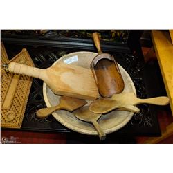 WOOD BOWL WITH VINTAGE WOOD KITCHEN UTENSILS