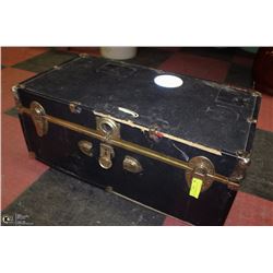 VINTAGE TRUNK 30” X 16” X 12”