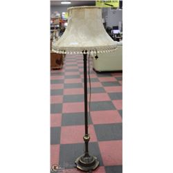 VINTAGE FLOOR LAMP