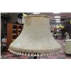 Image 2 : VINTAGE FLOOR LAMP