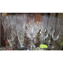 21PC MOSTLY PINWHEEL BEER,MARTINI& CHAMPAGNE