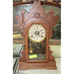 ANTIQUE GINGERBREAD CLOCK WITH KEY.