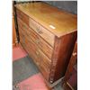 Image 2 : CARVED SOLID WOOD 5 DRAWER DRESSER WITH KEY LOCKS