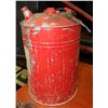 Image 2 : VINTAGE JERRY GAS CAN