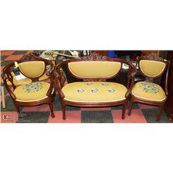 3 PC LIVING ROOM SET FROM SCOTTISH CASTLE