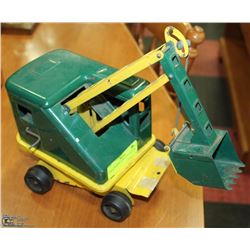 1950'S PRESSED STEEL TOY DIGGER