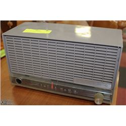 VINTAGE VIKING RADIO