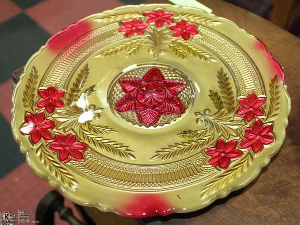 3 DECORATIVE VINTAGE FLOWER GOOFUS GLASS PLATTERS