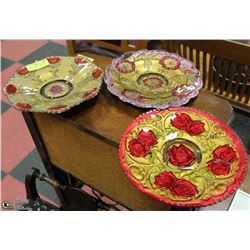 LOT OF 3 GOOFUS GLASS PLATES