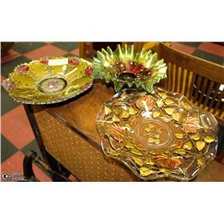 LOT OF 2 GOOFUS GLASS PLATES