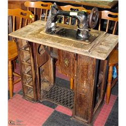 VINTAGE SINGER SEWING MACHINE W/ STAND