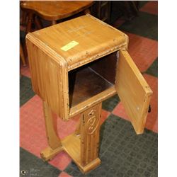 ANTIQUE 3 FOOTED WOOD TABERNACLE PEDESTAL